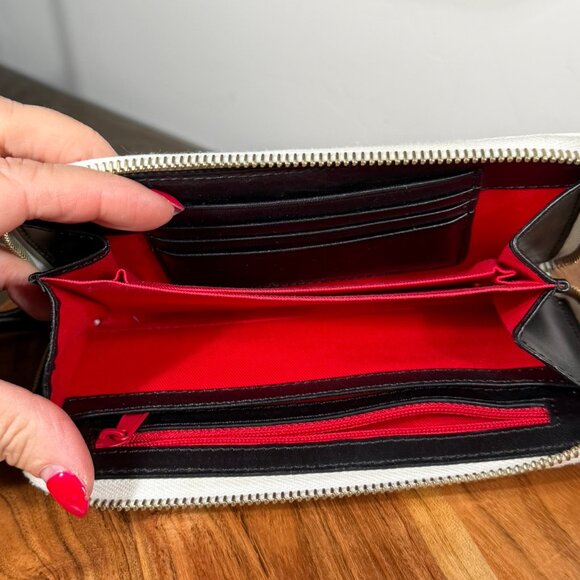 Dooney & Bourke Gretta Folded Zip Wristlet — White/Black Coated Canvas, EUC - Picture 8 of 10